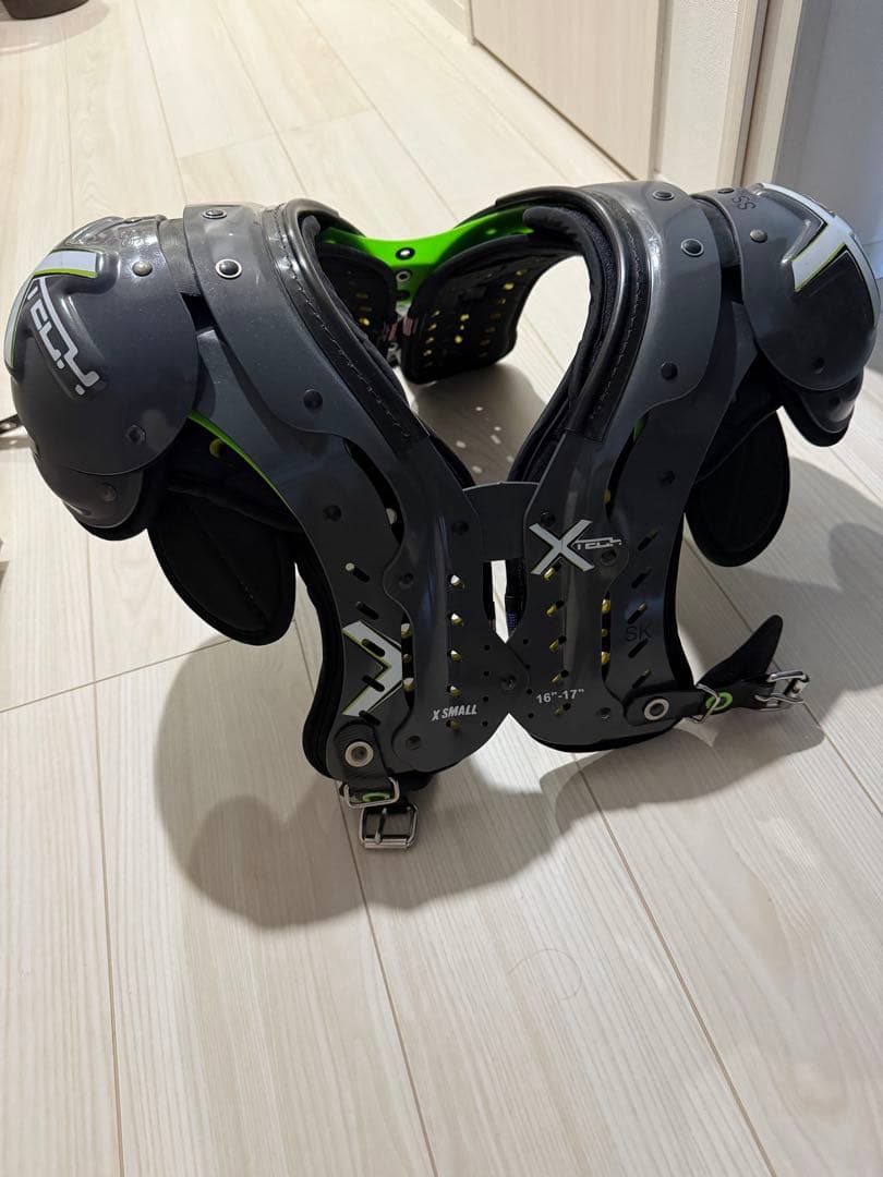 xtech ショルダーパッド