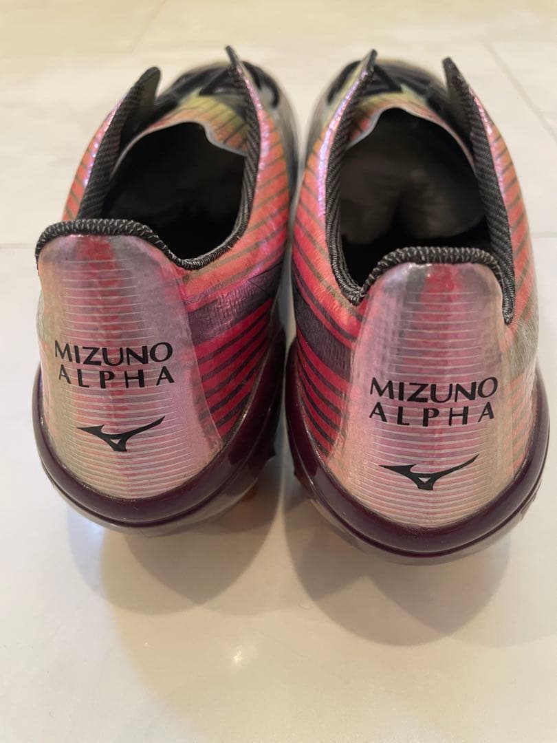 限定モデル　新品Mizuno Alpha サッカーシューズ