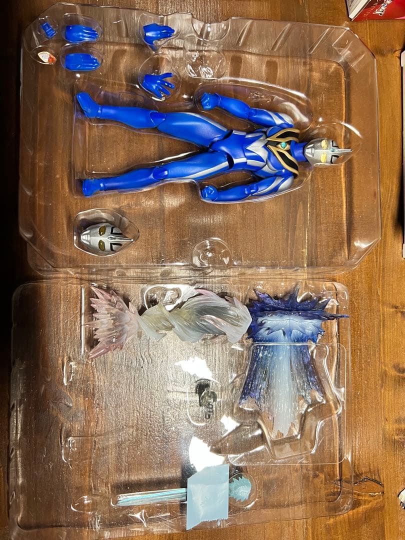 ウルトラアクト セット　カイザーベリアル ウルトラマンティガ　特典付き