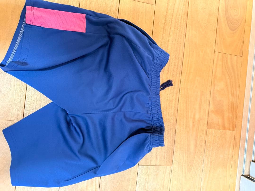 YONEXバドミントンズボン日本代表