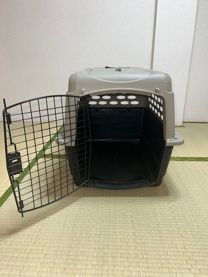 犬用ケージ グレー 中型犬用 通気孔付き