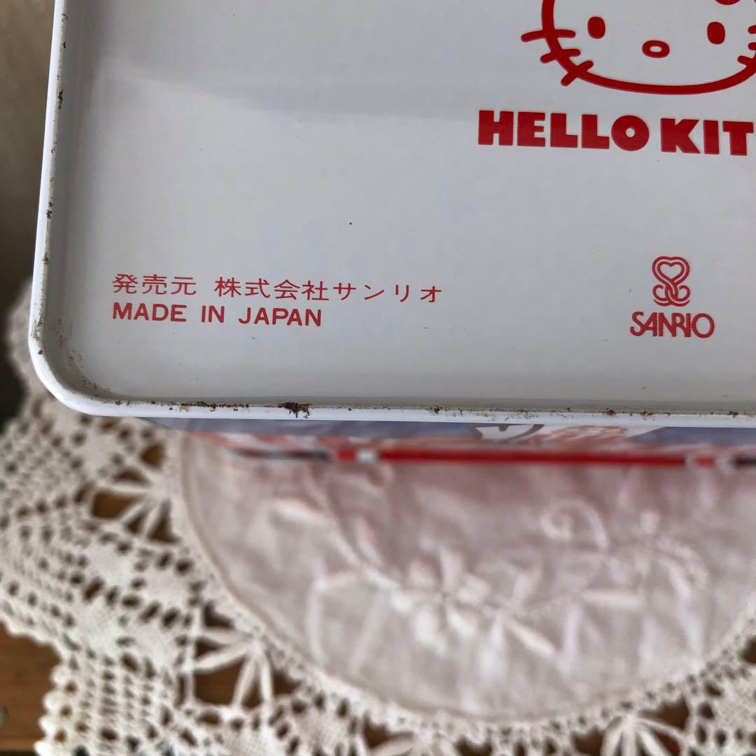 昭和レトロ　1983年　 ハローキティ　ハンバーガーshop柄 缶　希少品