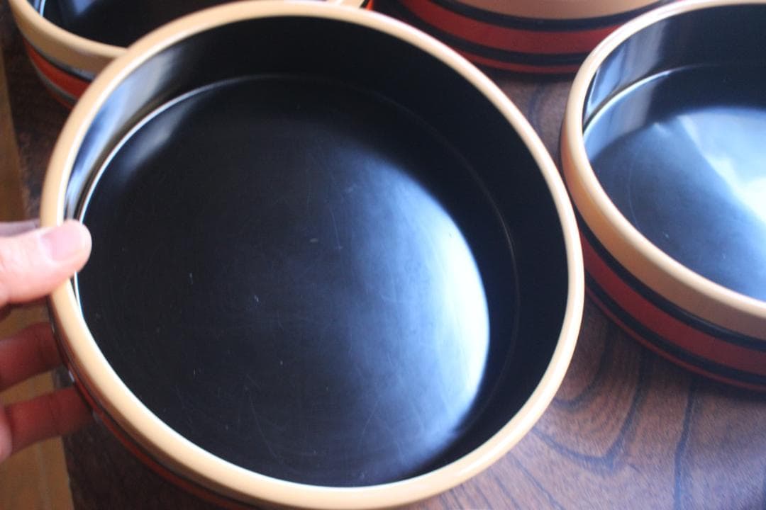 風情ある独楽塗の美しい五段丸重（検輪島塗お重重箱茶道具