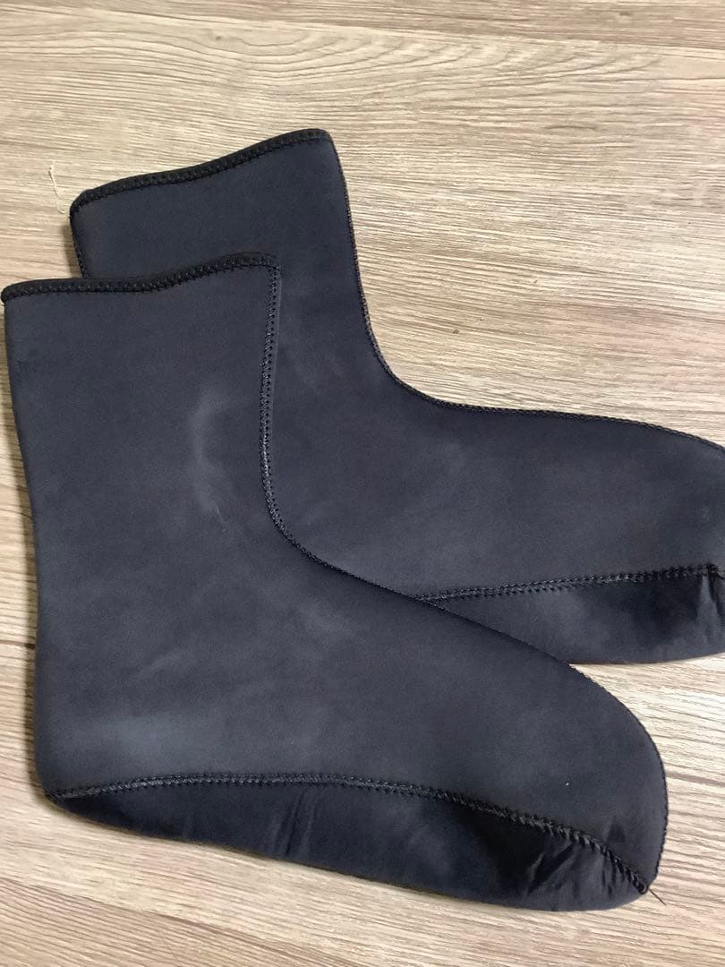 リバレイ　ウェットスーツ Mサイズ　グレー