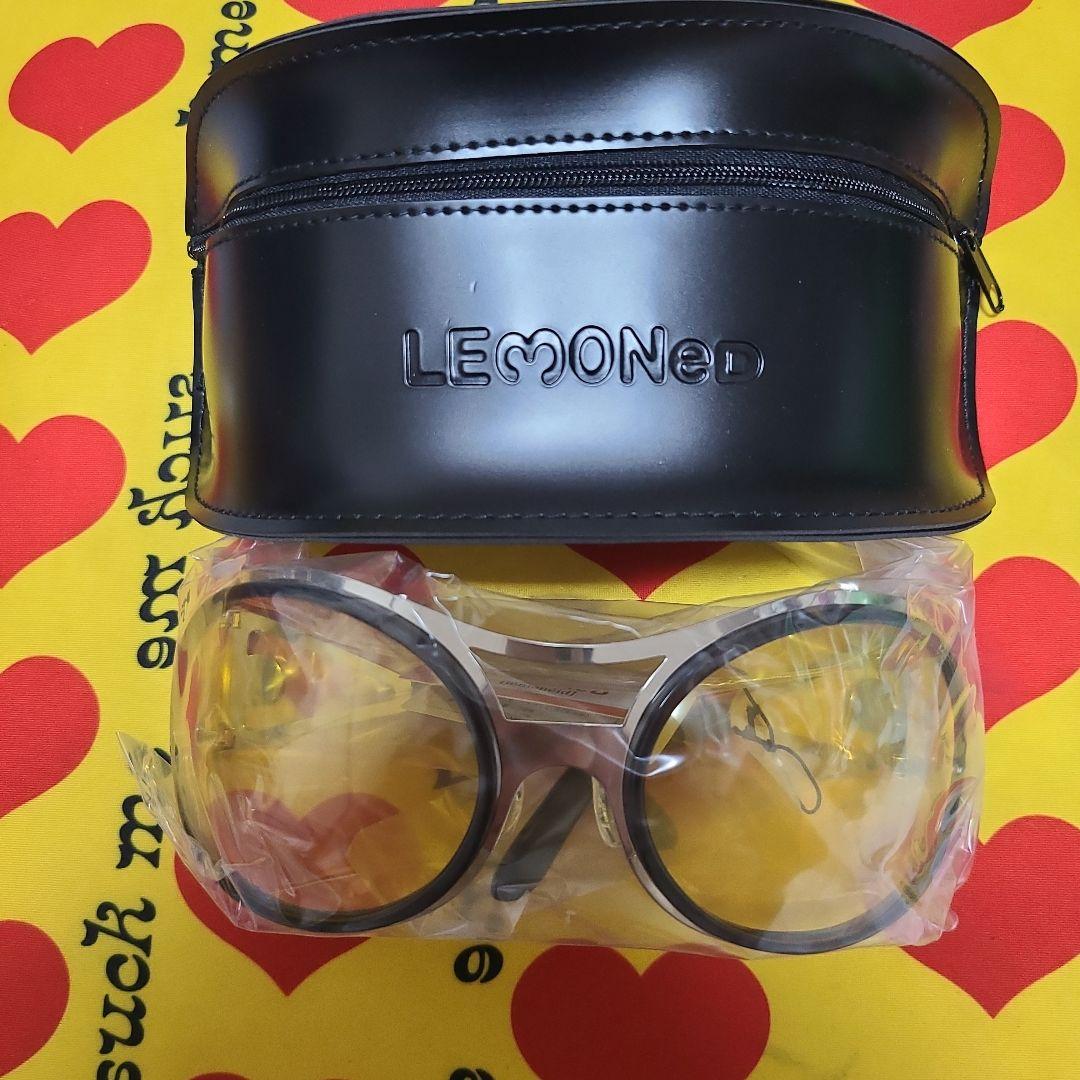 LEMONed ラウンド型サングラス ケース付き