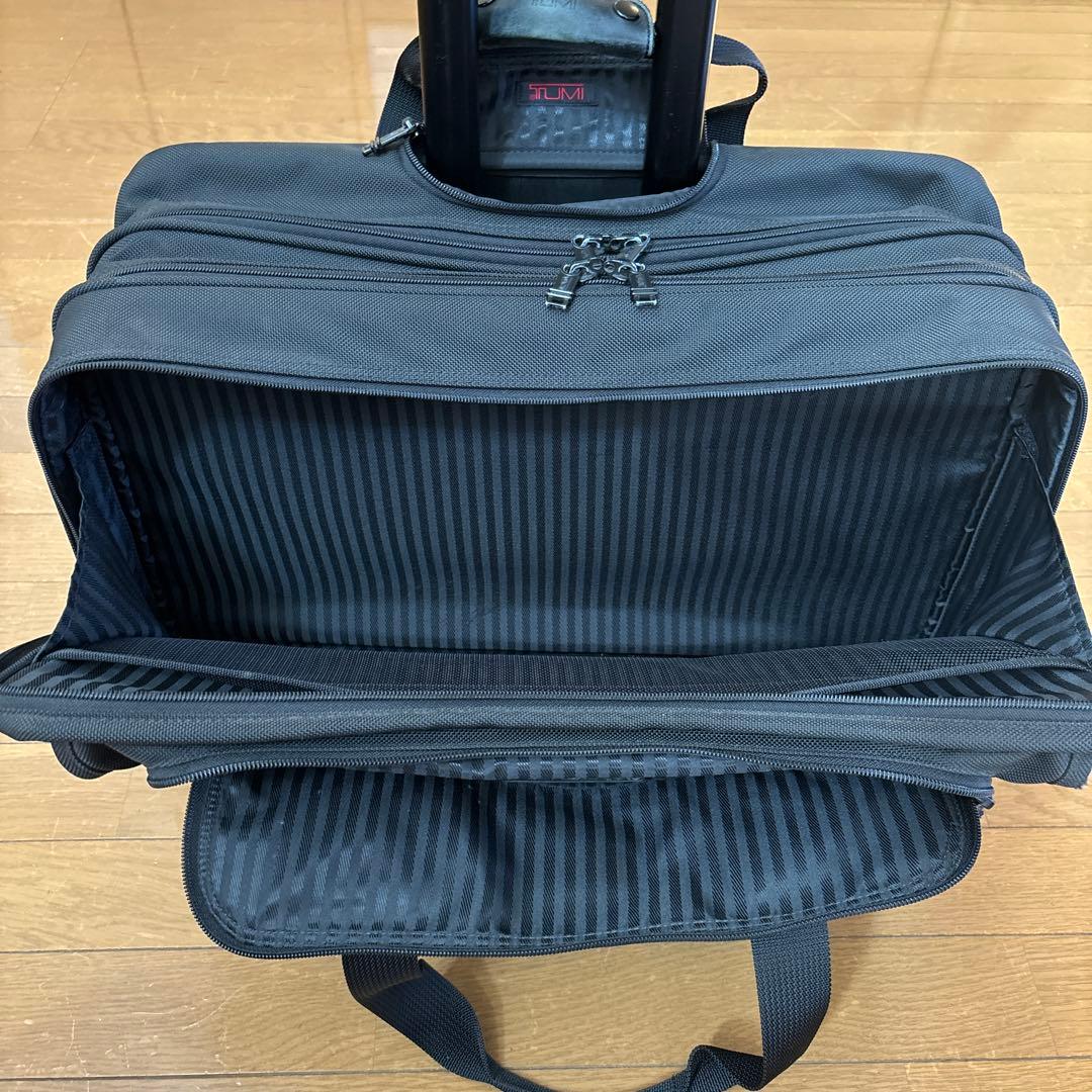 トゥミ　キャリーバッグ　廃盤　２輪　横型