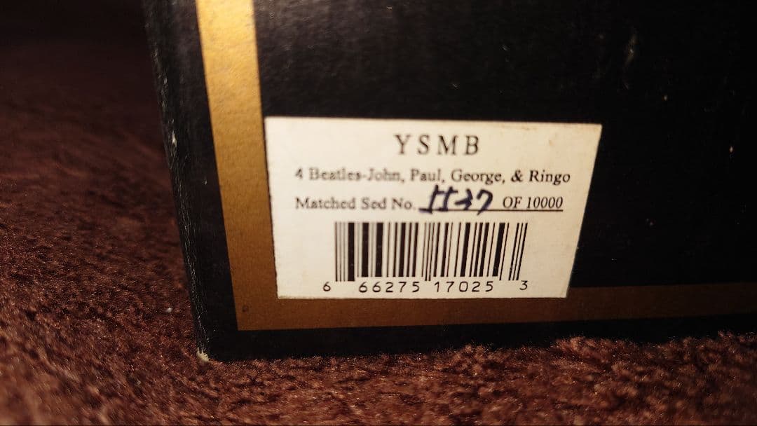 ビートルズフィギュアセット【証明書付】×イエローサブマリン陶器