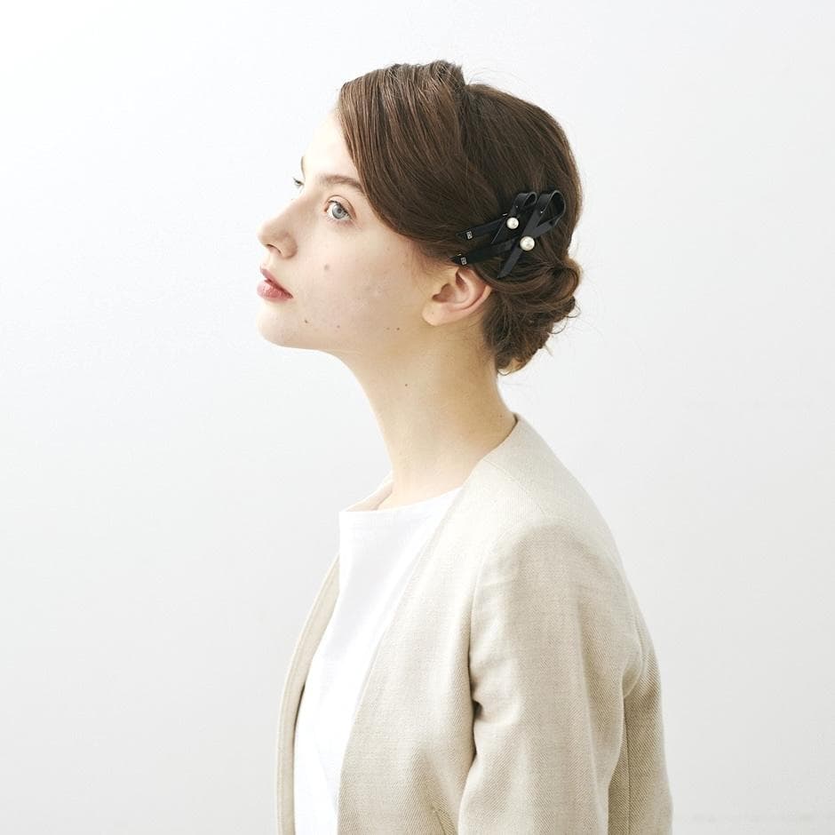 アレクサンドルドゥパリ パールリボンバレッタ 黒 TIMELESS