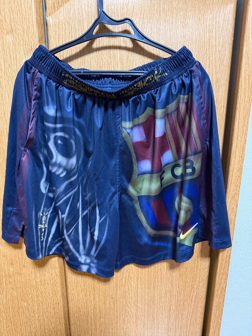 Travis Scott x NIKE x FC Barcelona ショーツ
