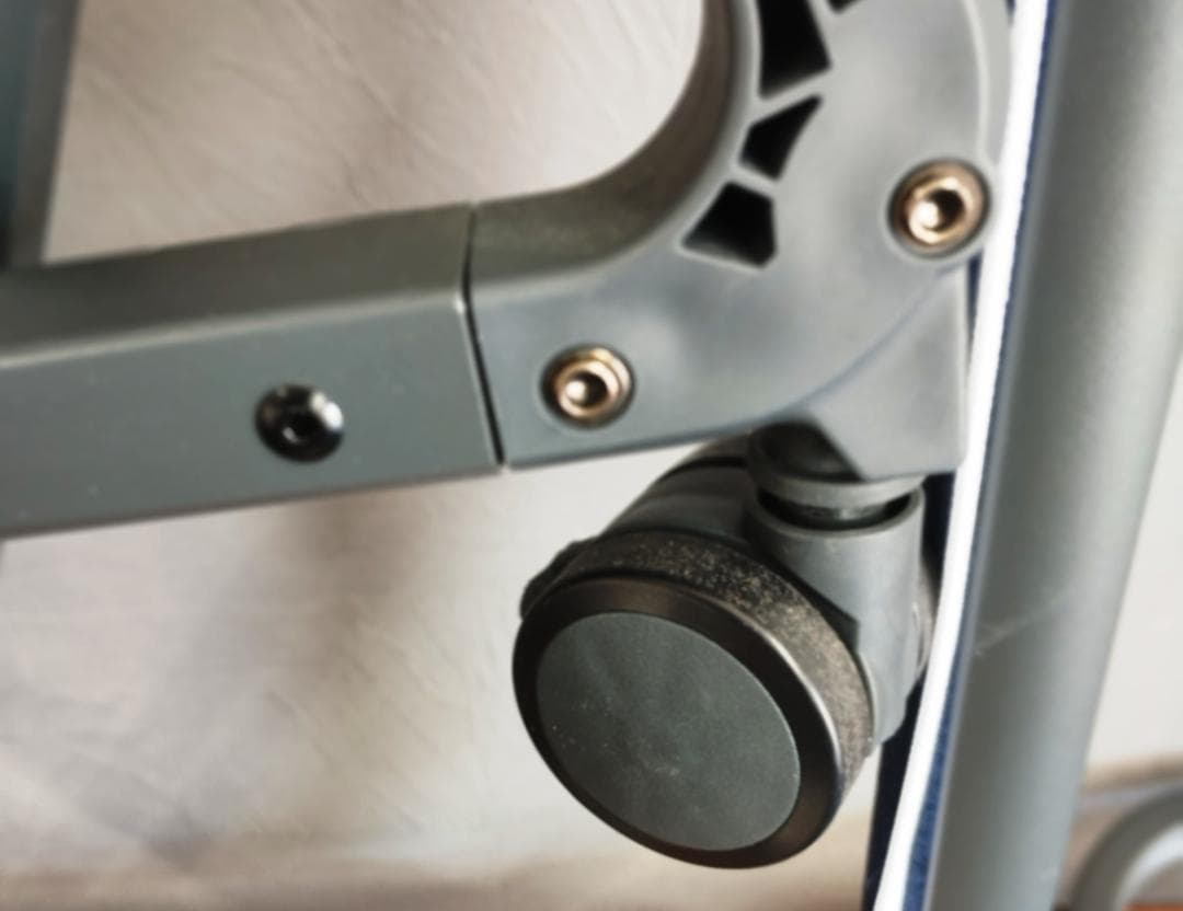 美品　Maydolly 　折りたたみ式　ベビーベッド ネイビー