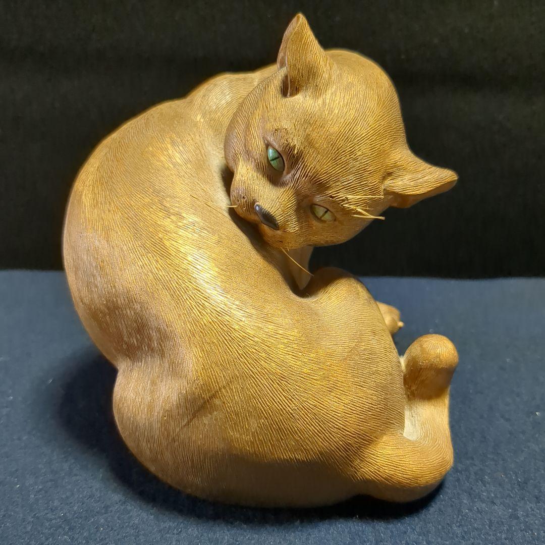 猫　毛づくろい