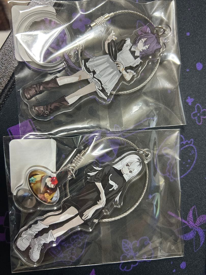 ガールズメイドプディング　ワイヤーアクセサリーキーホルダー　にこみ すみび