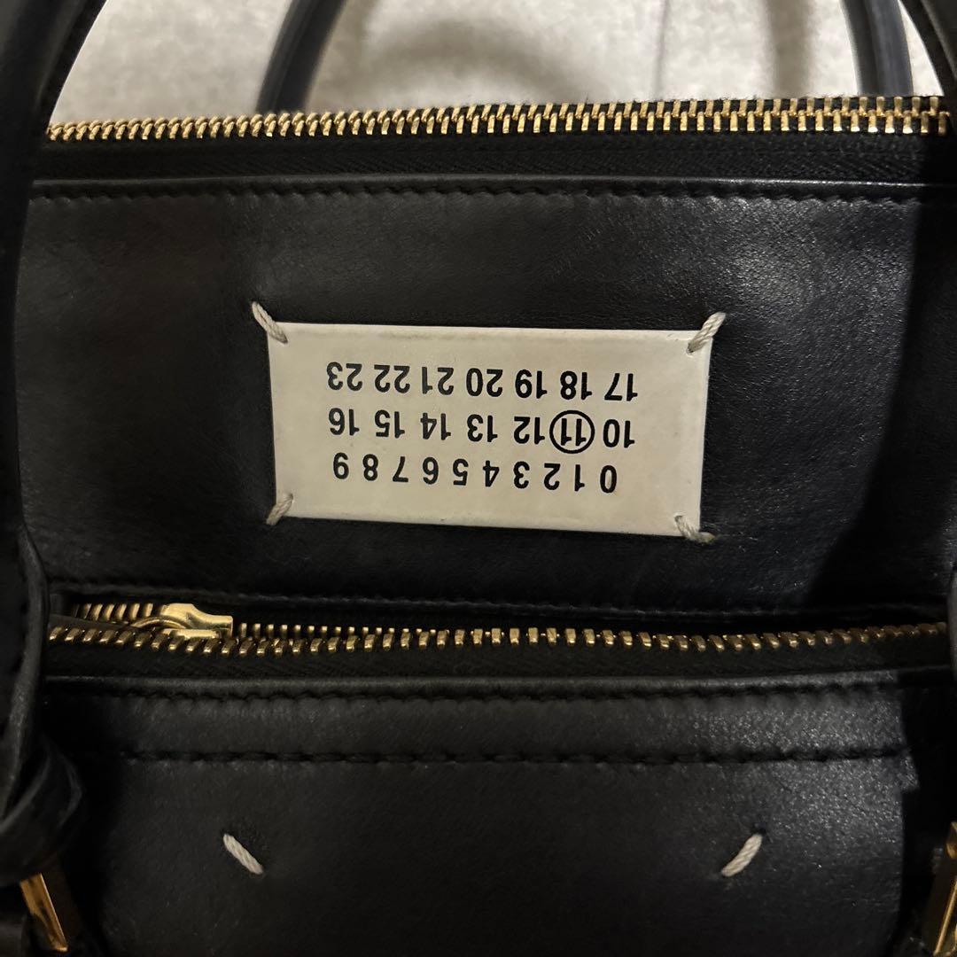 メゾンマルジェラ 5AC ハンドバッグ レザー 鍵 チャーム　ミディアム　黒