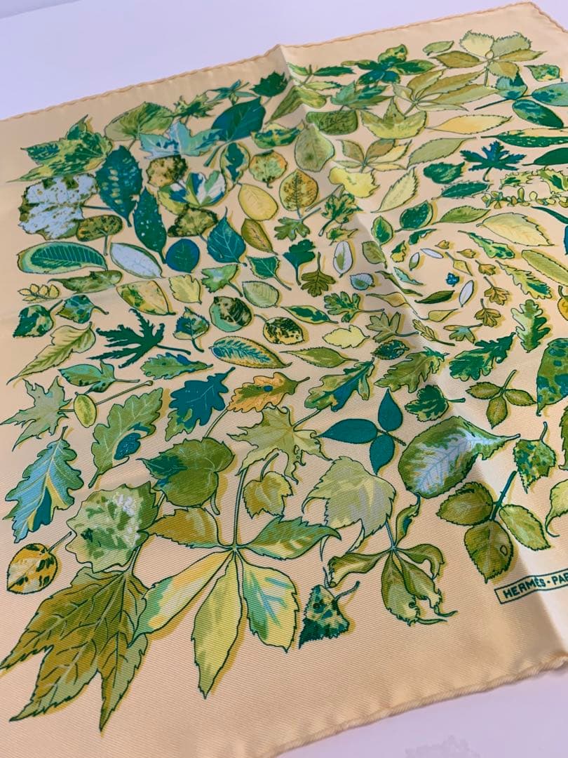 【美品】エルメス HERMES ミニカレ　プチカレ　スカーフ