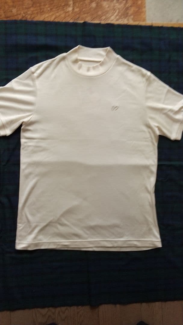 新品未使用 パーリーゲイツ マスターバニー シルク100%半袖ハイネック