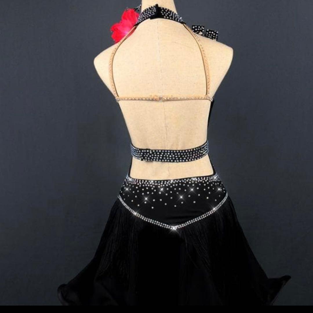 ブラックダンスドレス ハイネック フレアスカート　黒　ラテン