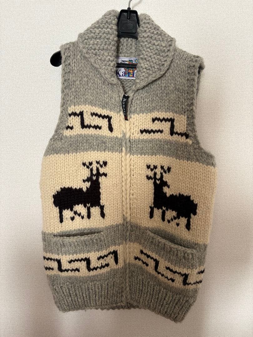 カナタ　ニットベスト ジップアップ