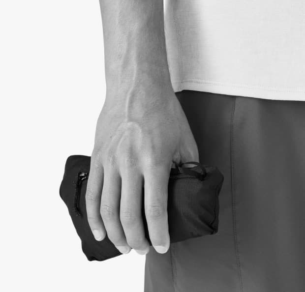 パタゴニア　メンズ・フーディニ・ジャケット　Sサイズ　美品！！