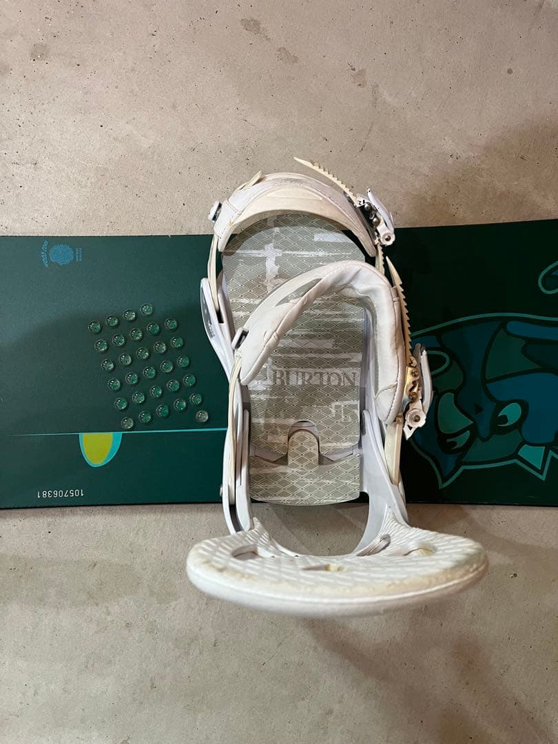 BURTON woodcore 139㎝　ボード高品質　即日発送可能