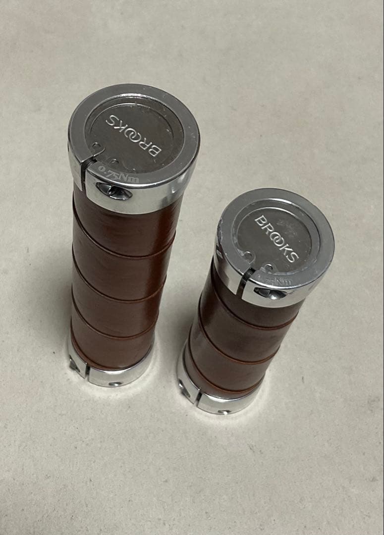 BROOKS ブルックスSlender Leather Grips ハニー