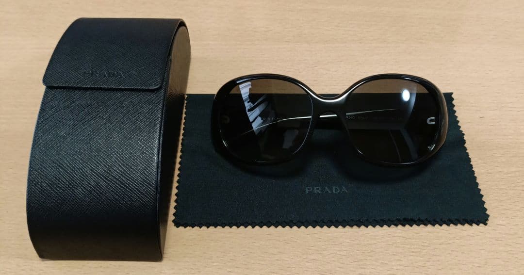 プラダ　PRADA　サングラス　レディース