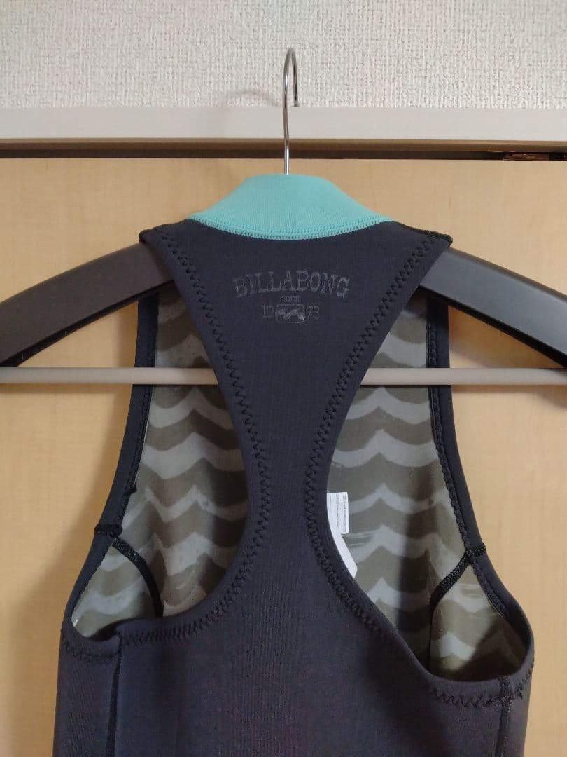 ビラボン　ショートジョン　М