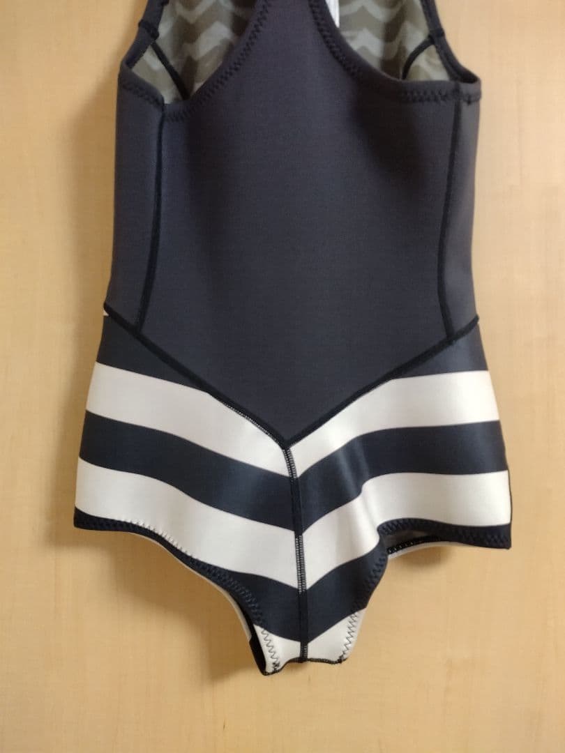 ビラボン　ショートジョン　М