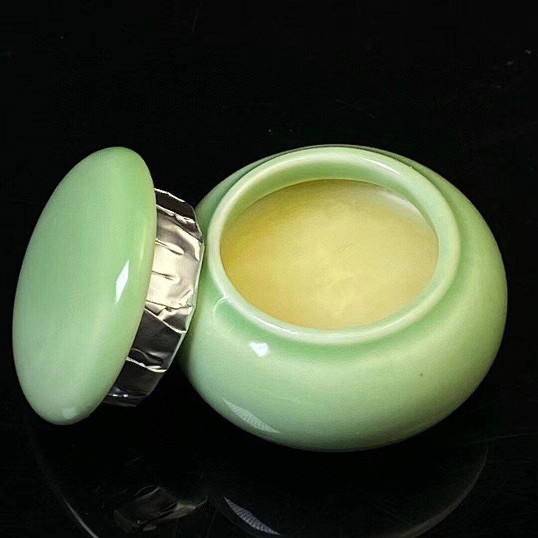 恵安沈香香膏 聞香 香水 (約10グラム)