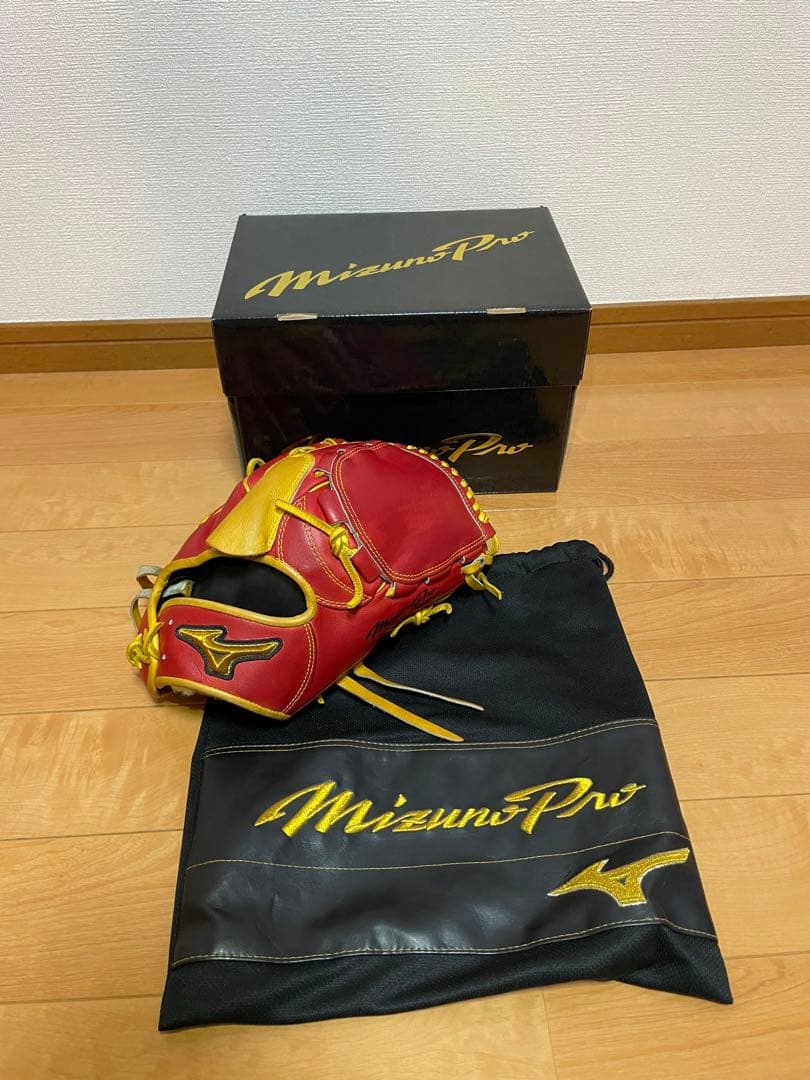 ミズノプロ　軟式オーダーグローブ レッド/イエロー