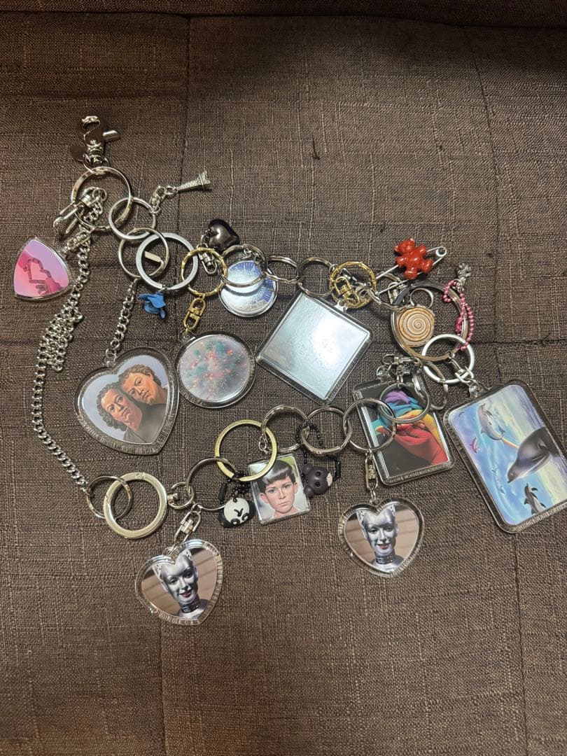 アクセサリー doublet 10 WORDS KEYCHAIN