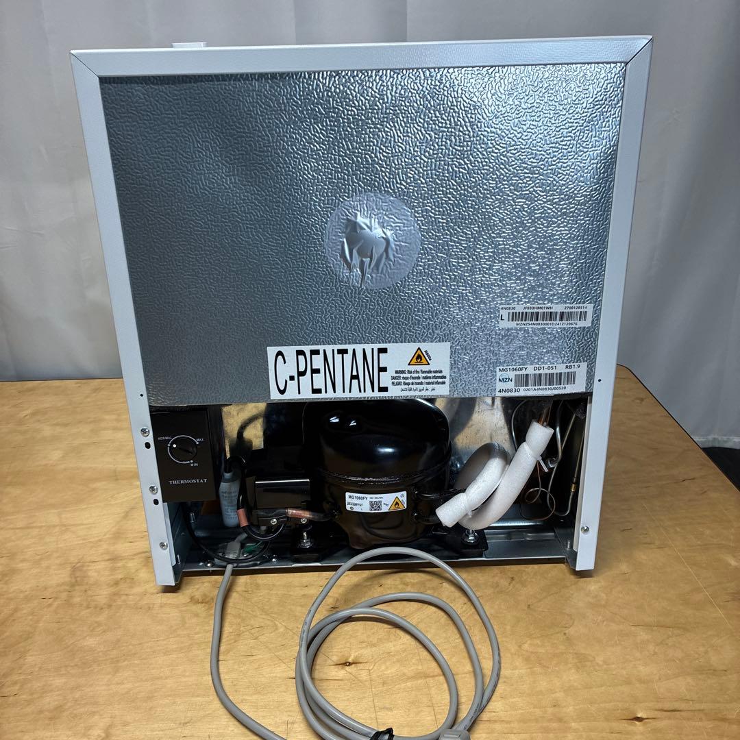 Shi☆美品！家庭用冷凍庫JF033HM01WH