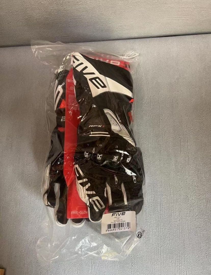 新品未使用 FIVE(ファイブ) バイクグローブ ブラック/ホワイト