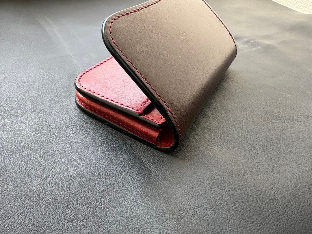 ジェネラル ワイルドスワンズ　 サドルプルアップ　チョコ　バーガンディ　名刺入れ