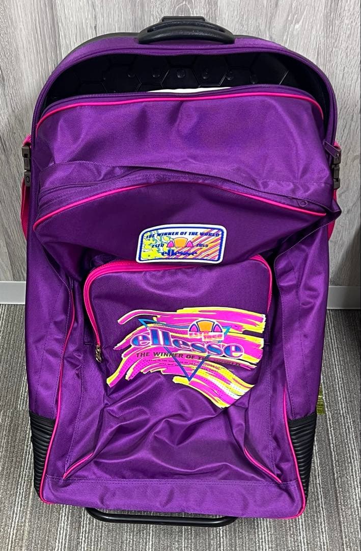 美品　ellesse スノーボードバック