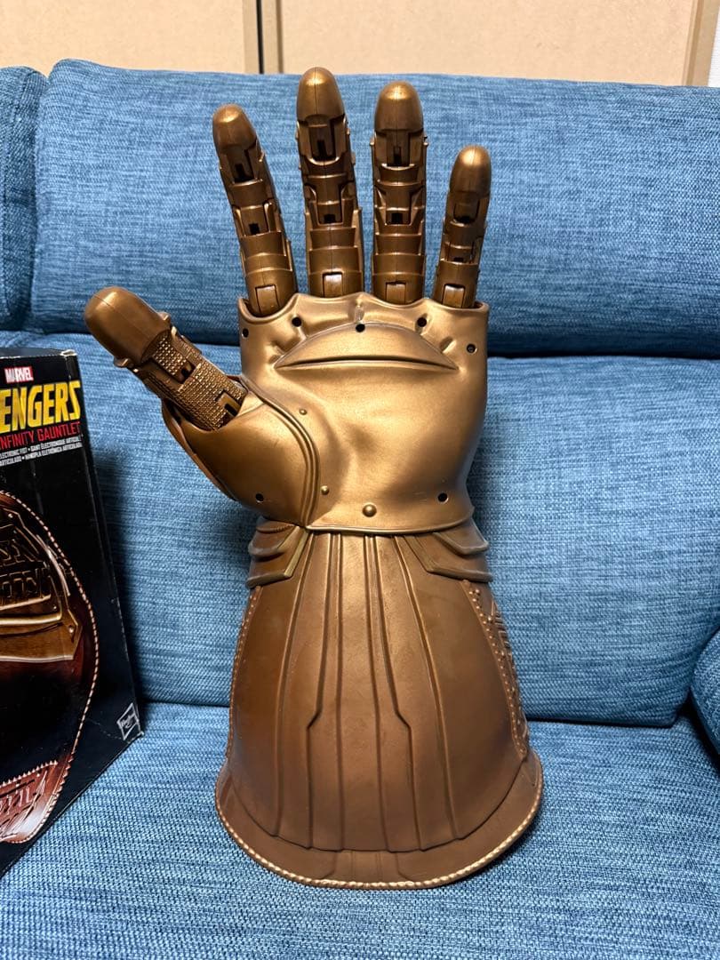 インフィニティガントレット　レジェンズ　legends サノス　マーベル