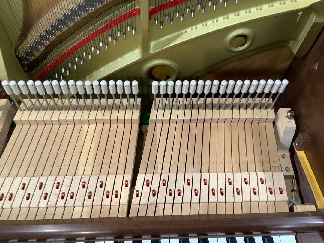 ★58971【アップライトピアノ】YAMAHA　YU5Wn 消音ユニット付き