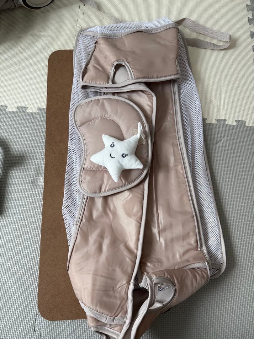 【Thinkmax】折り畳み式ベビーベッド／ゆりかご、おむつ替え台付き