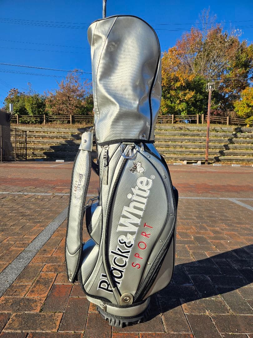 Black&White　ブラック&ホワイト　9型エナメルキャディバッグ　刺繍