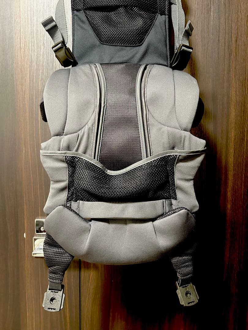 美品 ラクリス 抱っこ紐 赤ちゃん アップリカ ダークグレー