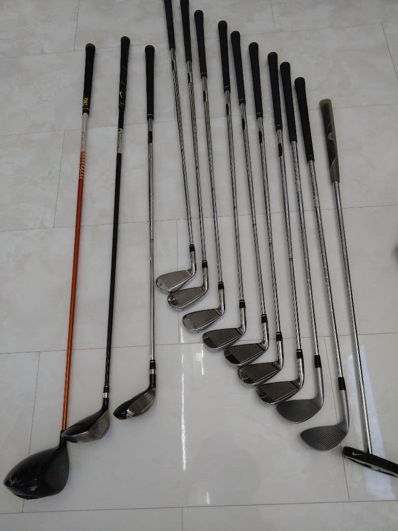 ナイキ ゴルフバッグ サスクワッチ イグナイト アイアンセット