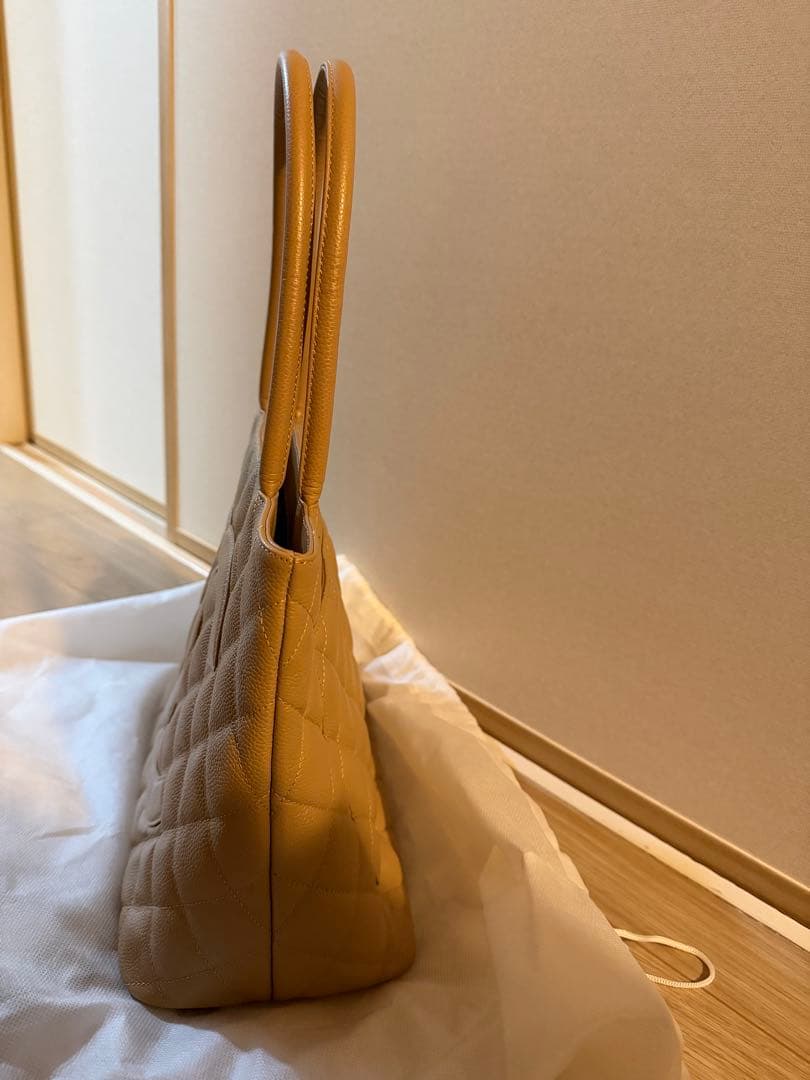 CHANEL ベージュ 復刻トートキャビアスキン トート/ハンドバッグ