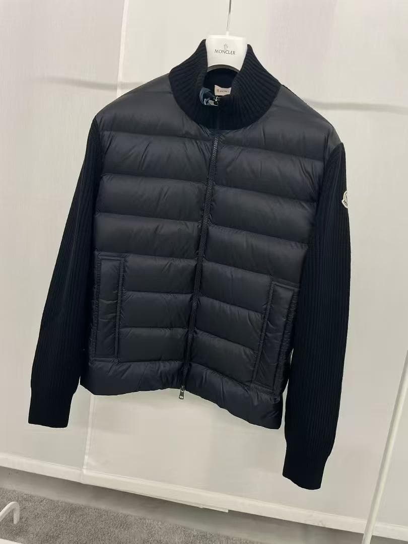 ブラックダウンジャケット~~~