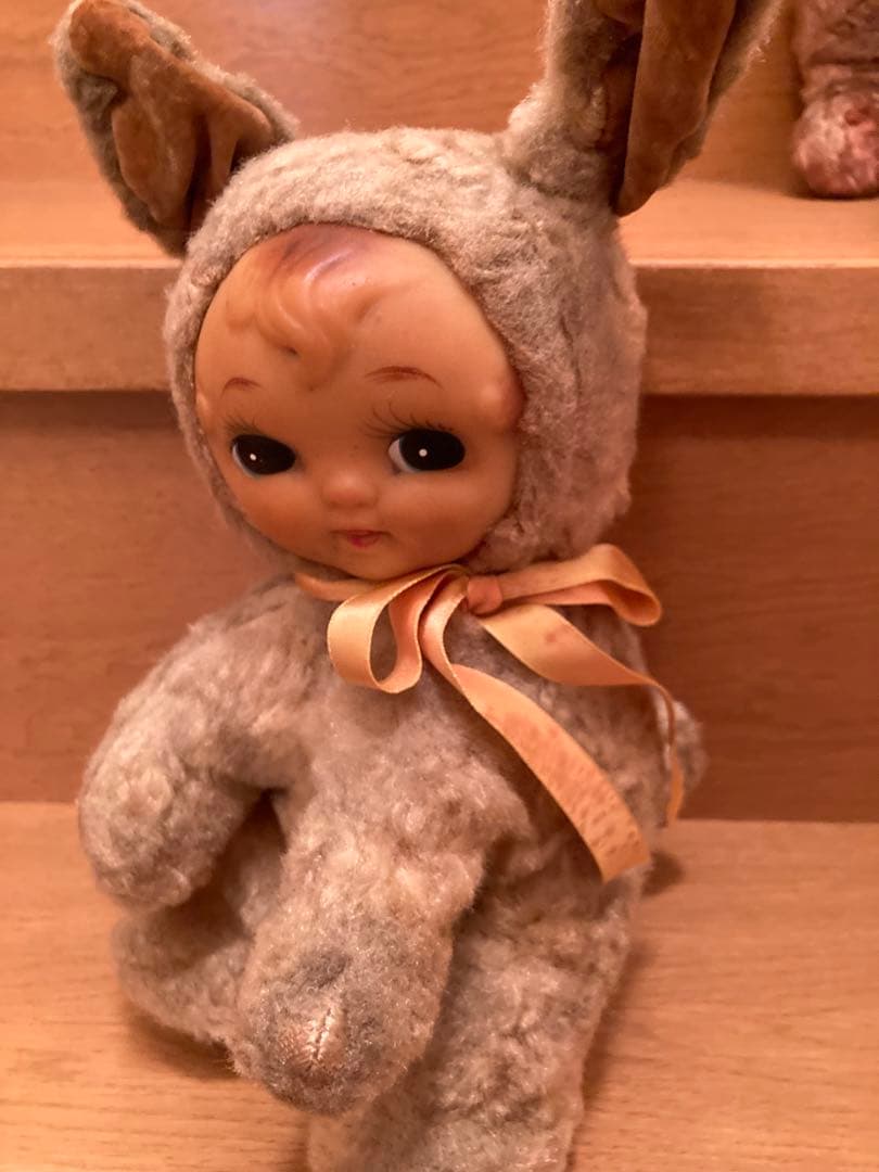 ウサギのぬいぐるみ