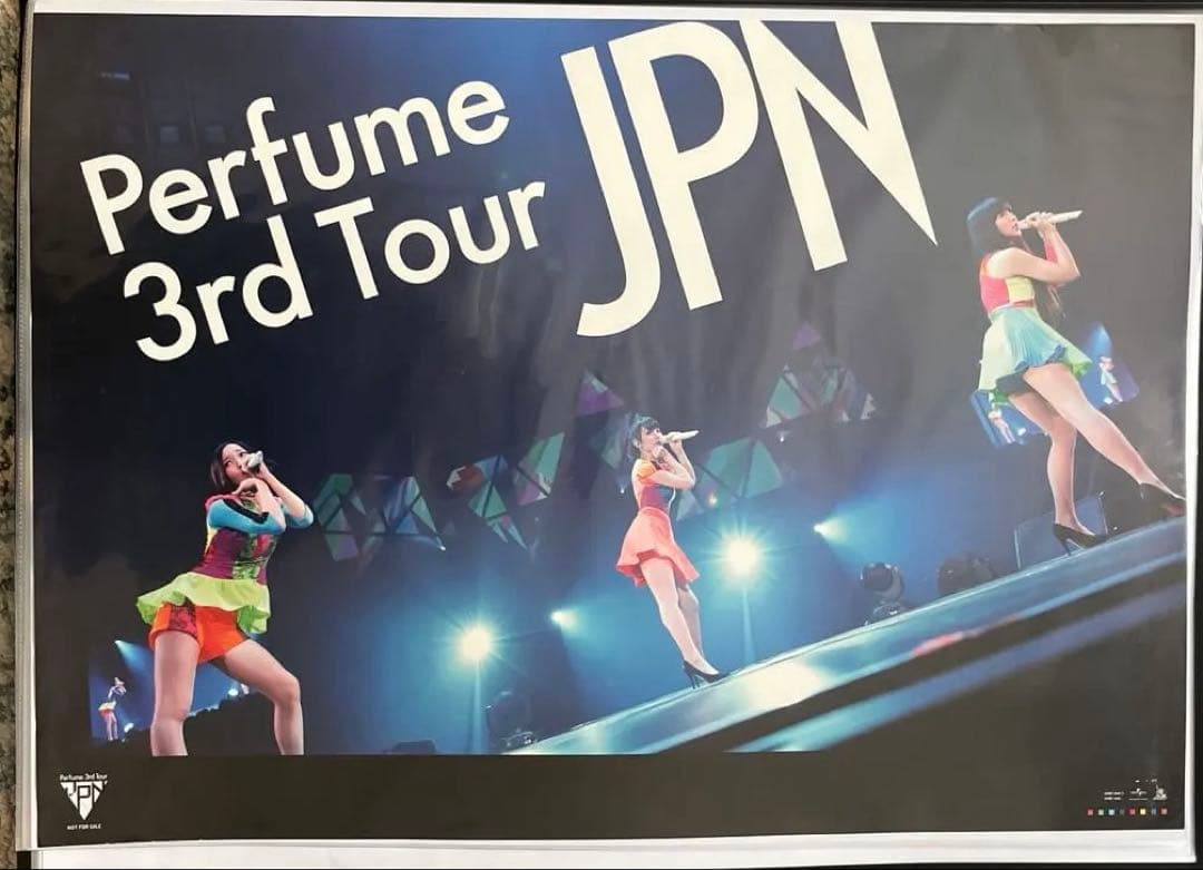 Perfumeポスター13点セット＆ポスターサイズバインダー黒