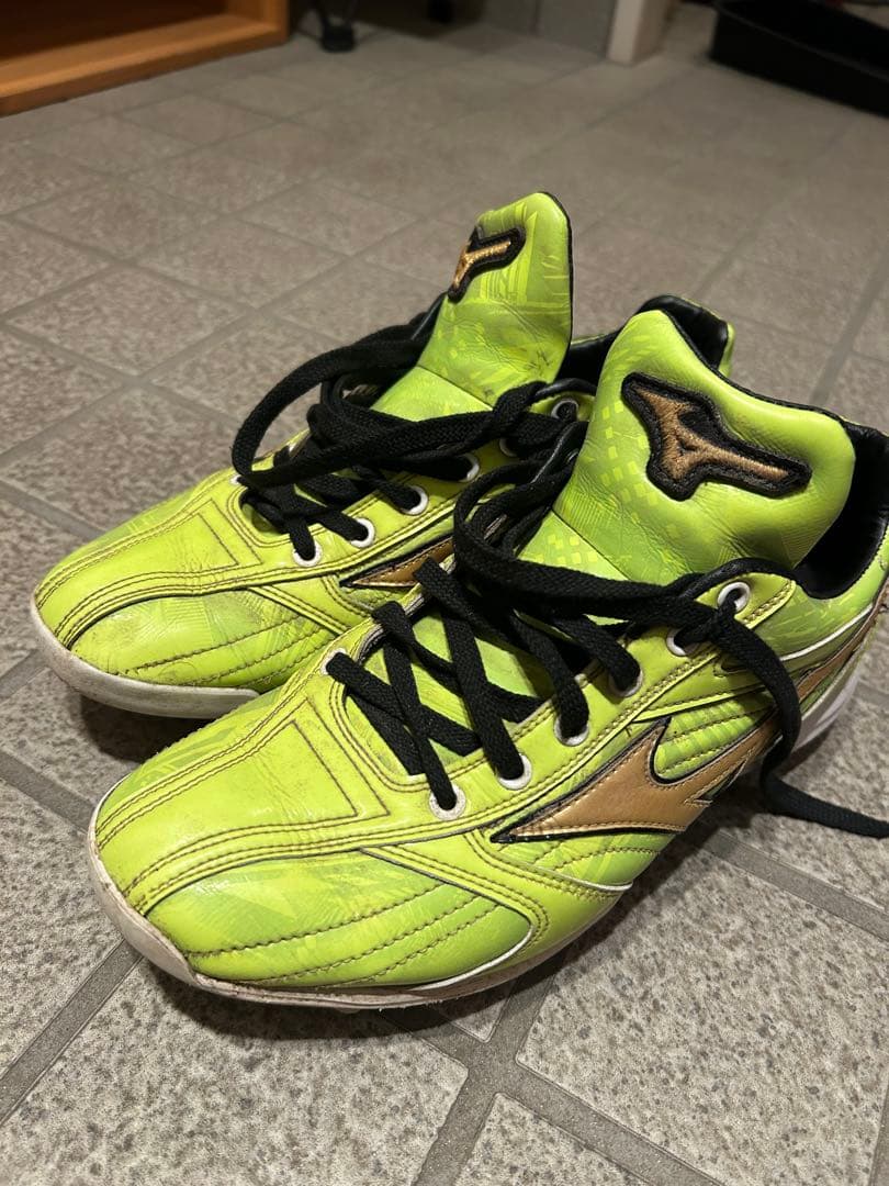 ミズノ ハイカットスパイクシューズ 蛍光イエロー