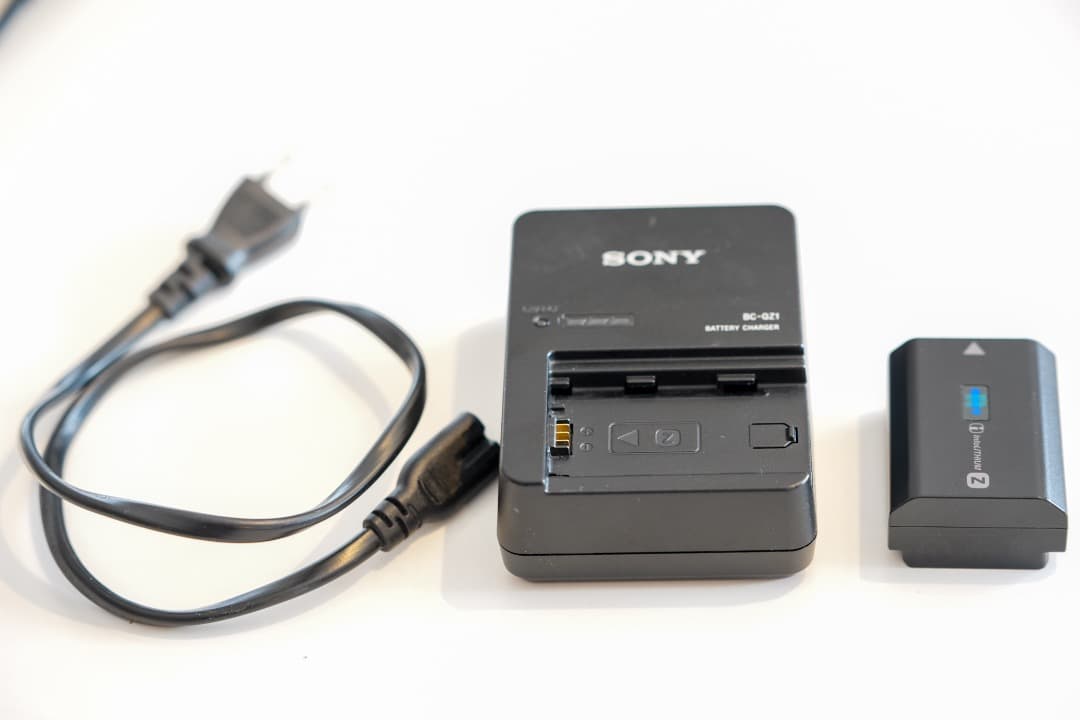 【美品】SONY α7RⅢ ILCE-7RM3 ボディ