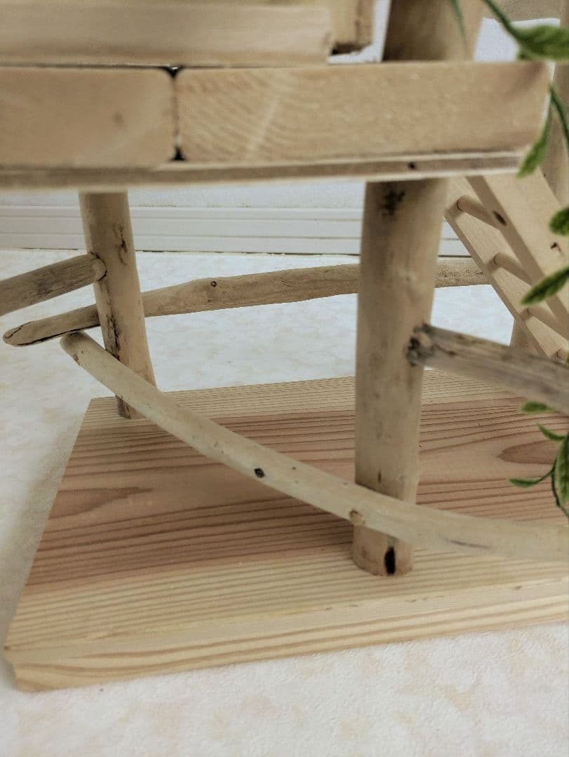 バードアスレチック66流木 バードジム　バードトイ　螺旋階段を登って