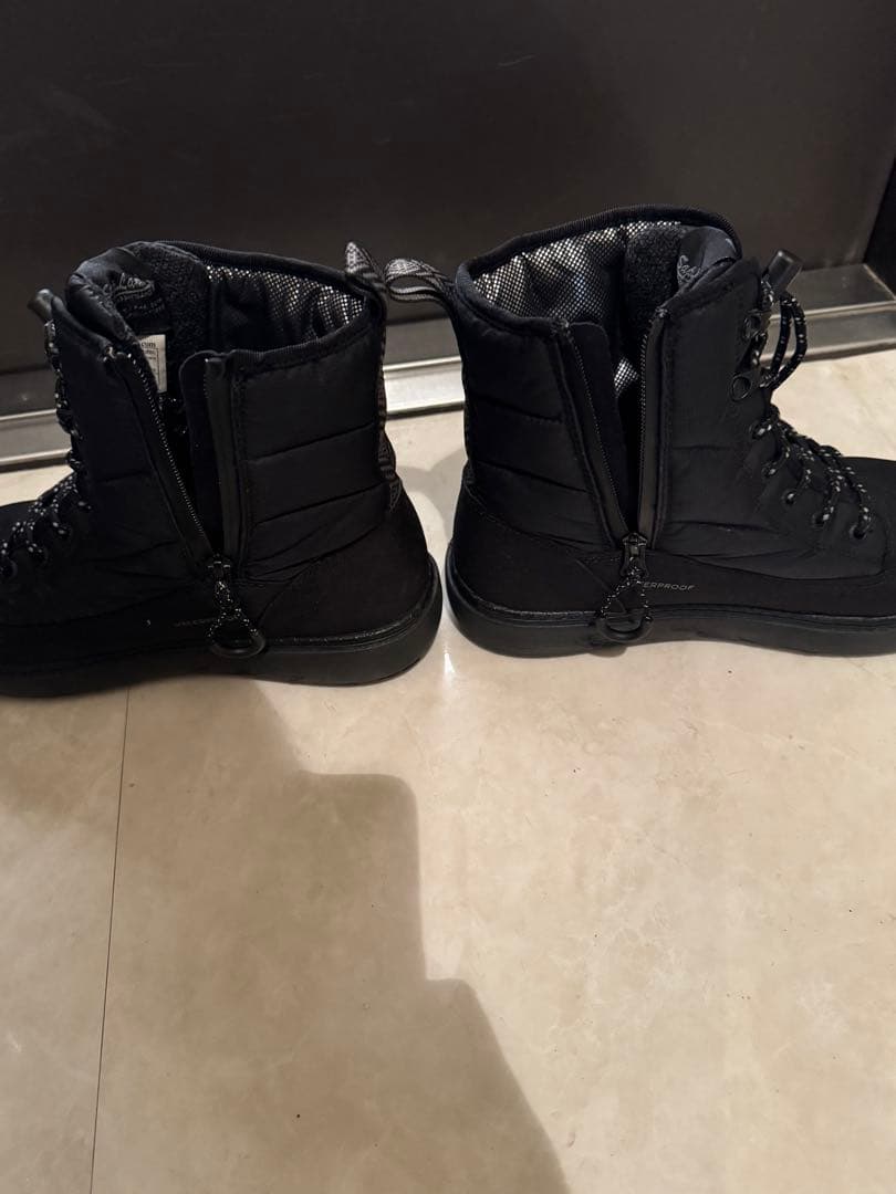 Columbia スノーブーツ 黒