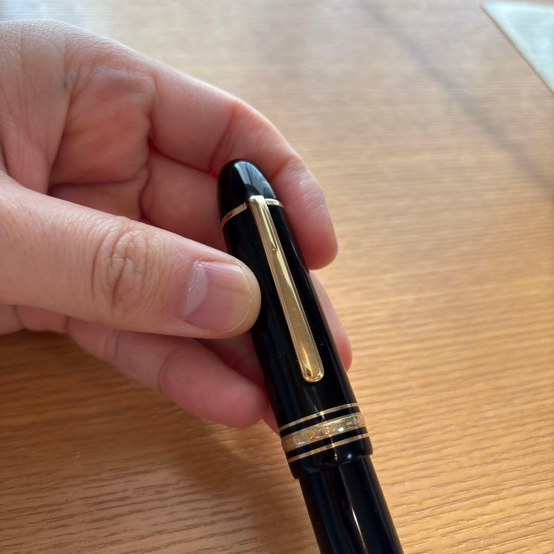モンブランマイスターシュテュック149万年筆14K