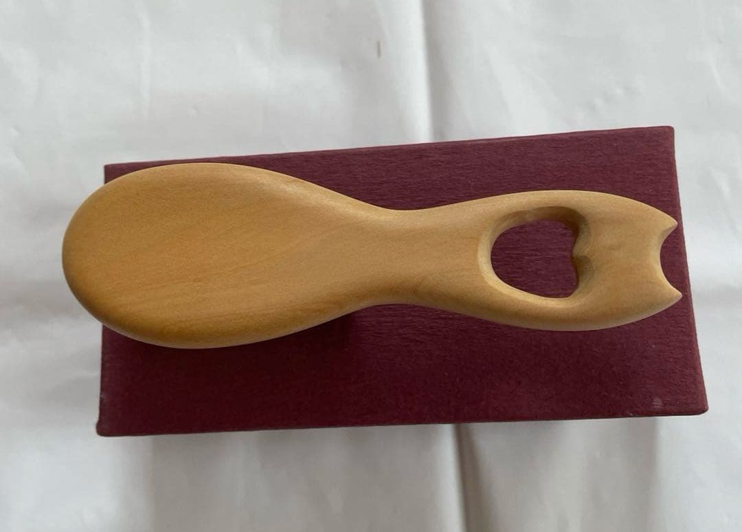 別府工芸　つげの櫛　猫型